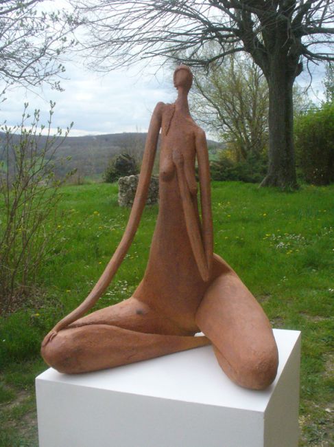 Feather - Sculpture by Vincent Tournebize in the Drôme